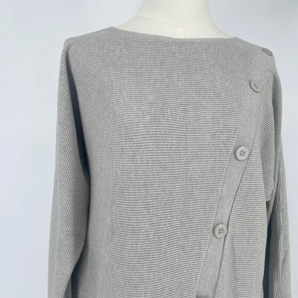 Vila Milano Women's Small Gray Ribbed Knit Button Accent Long Sleeve Pullover‎